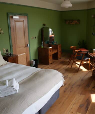 Room 1