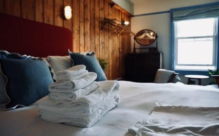 Room 8
